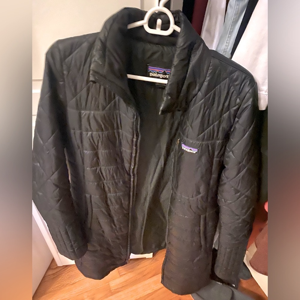 Patagonia mid-length parka Medium